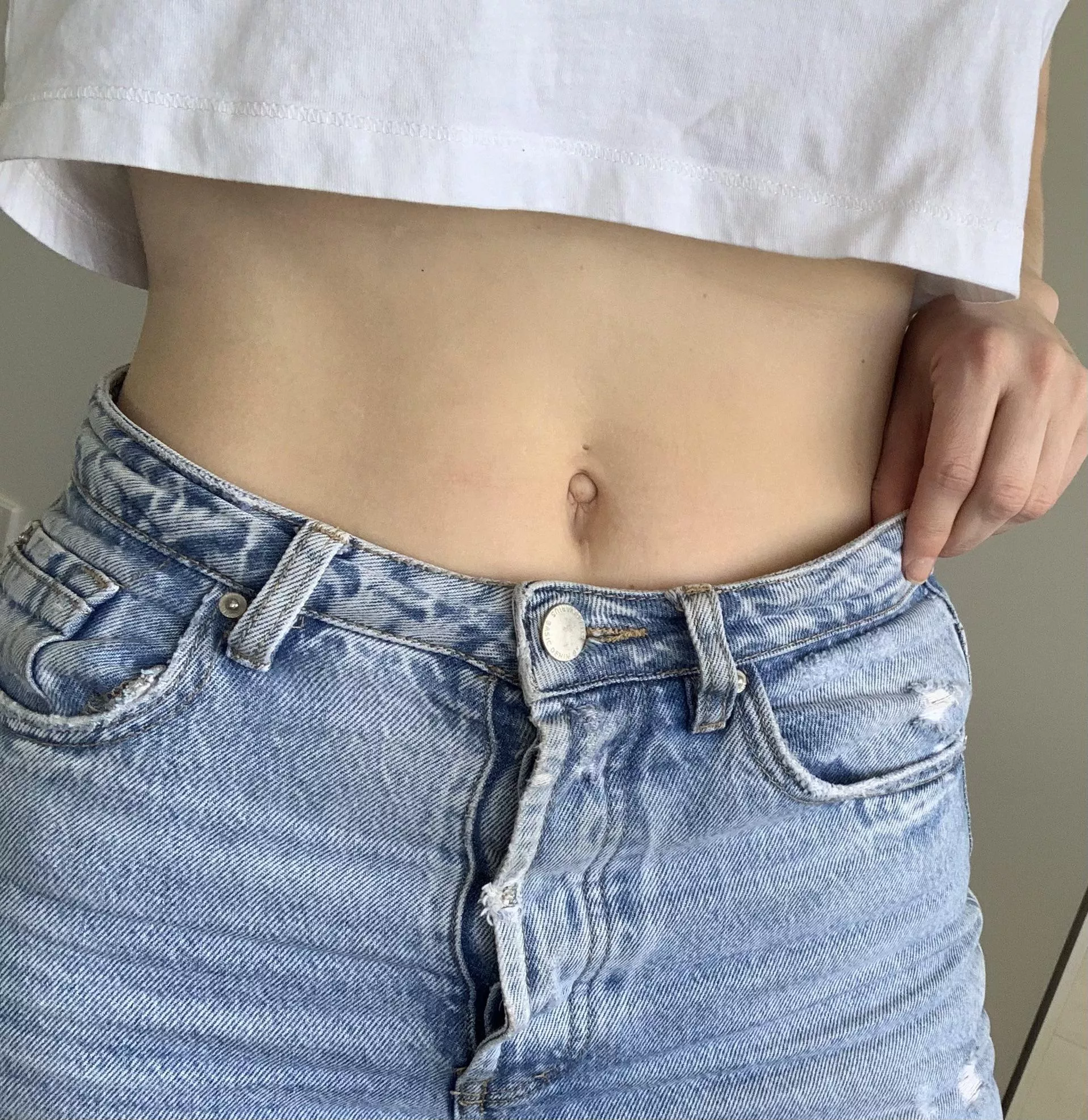 Tummy is out today 💙🤍 Tummy is out today 💙🤍
