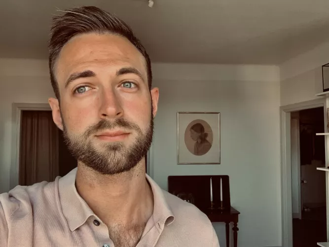 Turing 29 in a week. My greys are starting to make rapid appearance🧐 Turing 29 in a week. My greys are starting to make rapid appearance🧐