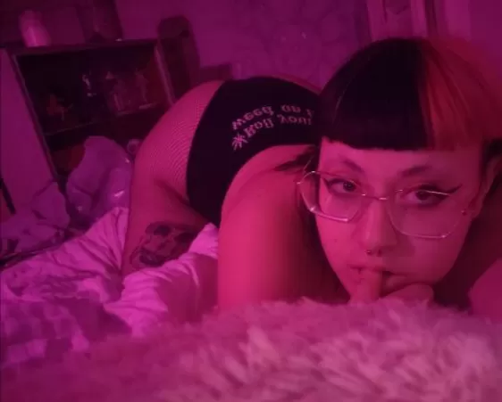 Turned 18 in february 🌸 Turned 18 in february 🌸