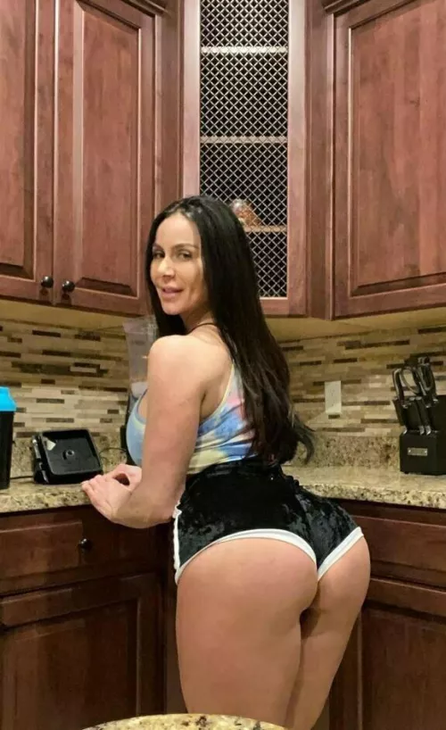 Tushy Tuesday