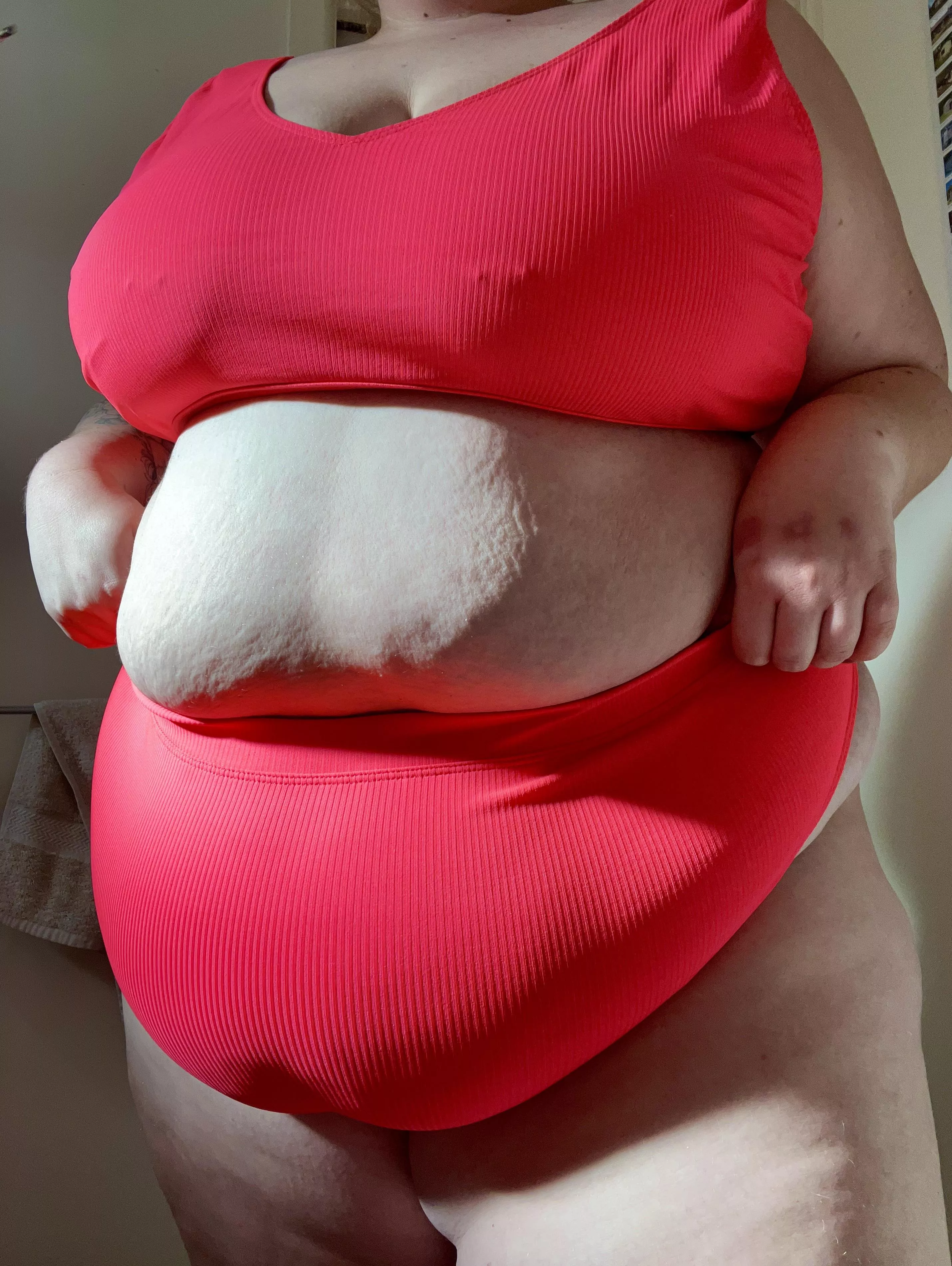 โTwas a bikini day today ๐ I LOVEEEE pink โTwas a bikini day today ๐ I LOVEEEE pink