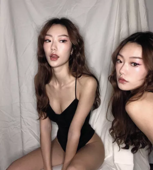 Twins Twins