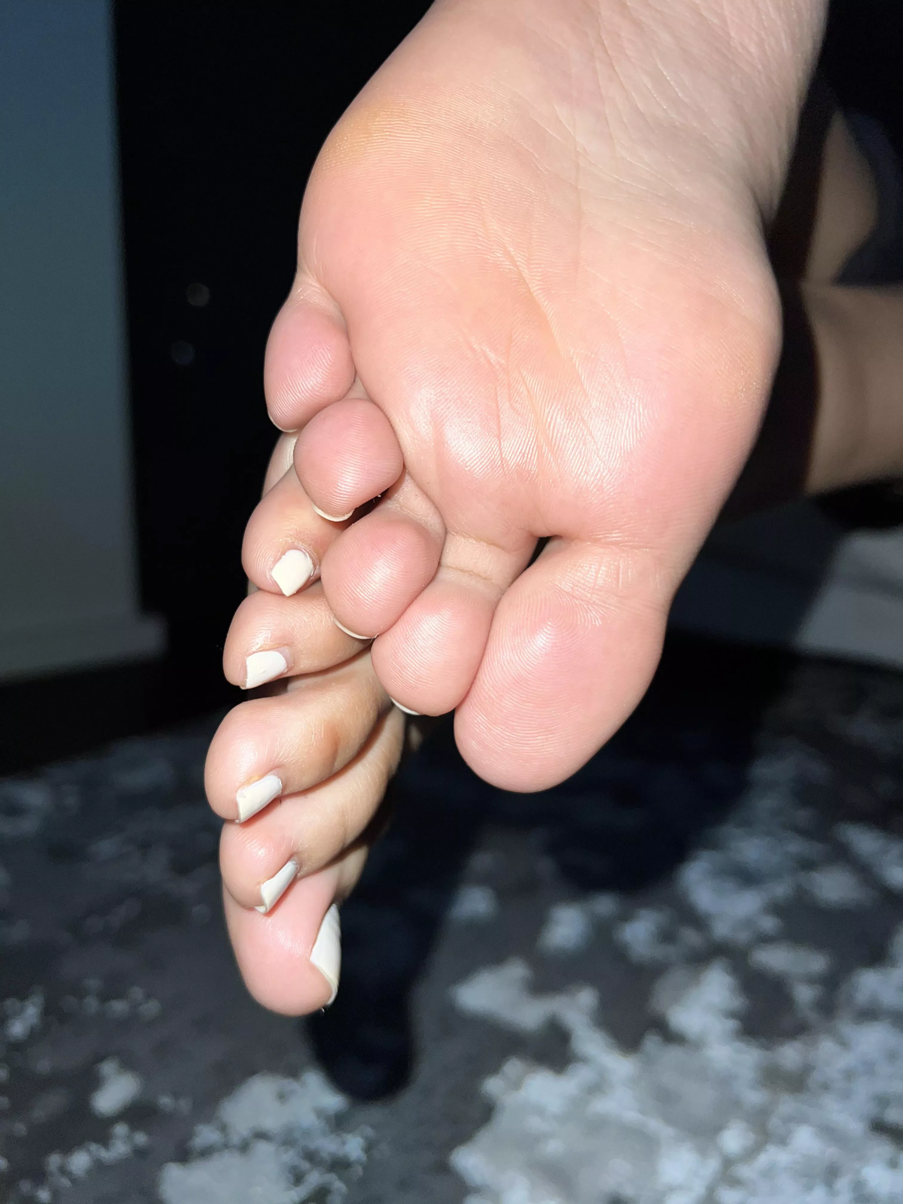 Two different parts of my gf’s toes in one pic