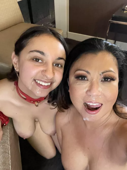 Two loads on our faces 🥵