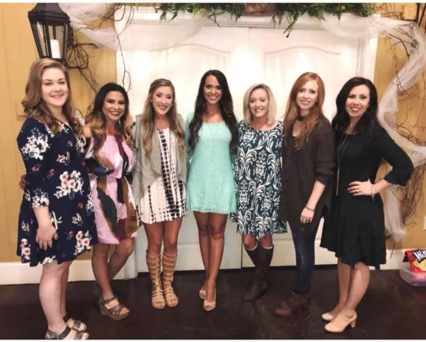 Two or three of these would get a turn on my cock...