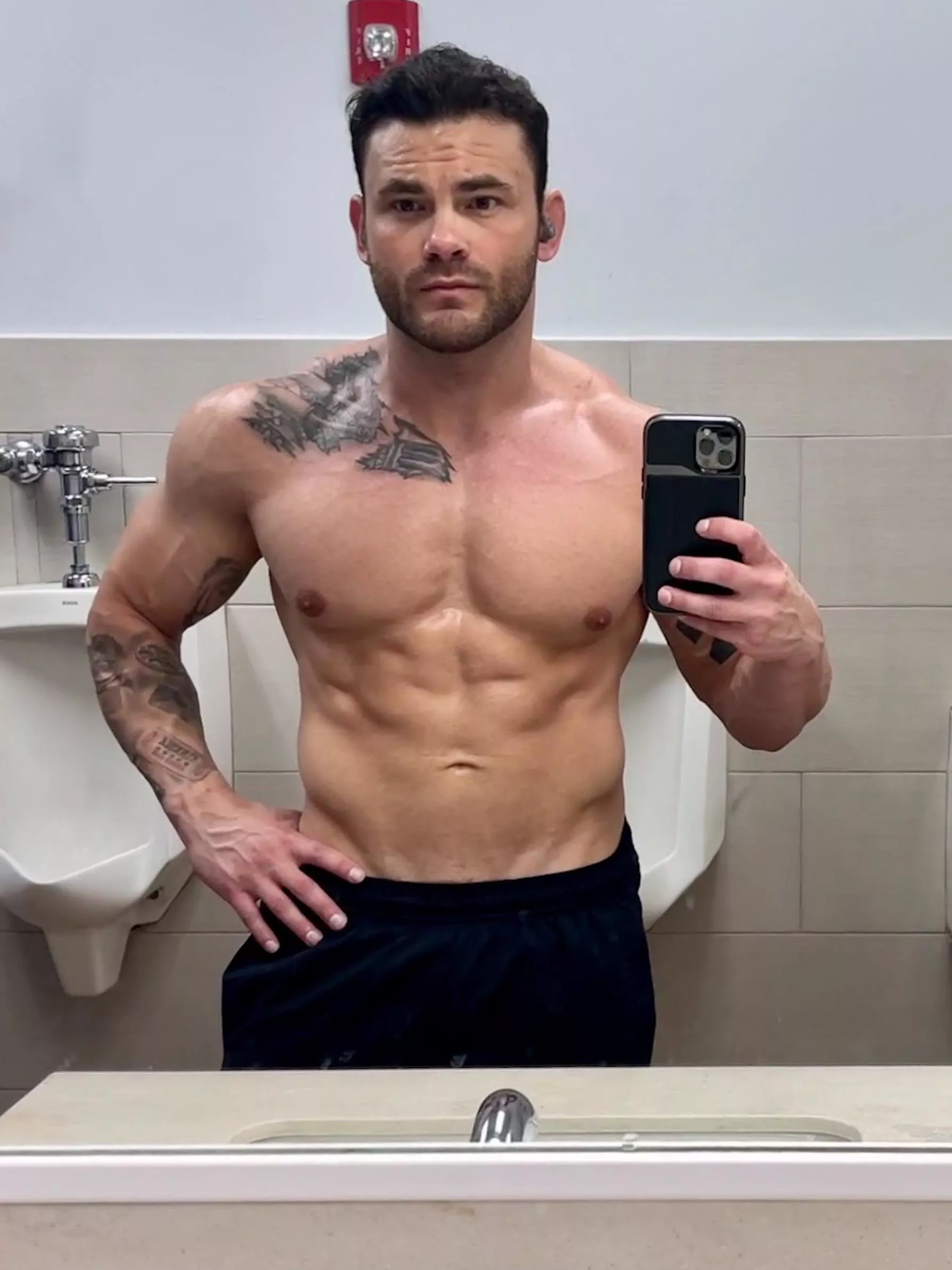 Typical gym bathroom selfie. Typical gym bathroom selfie.