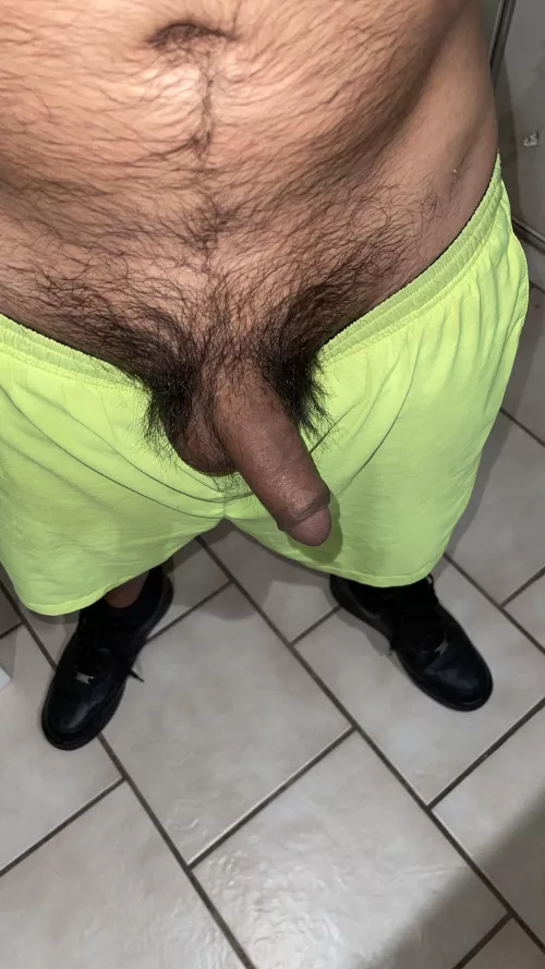 U know what they say about guys with black airforces