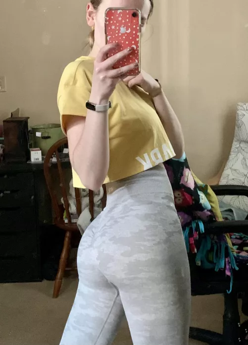 Uh oh, I forgot leggings.