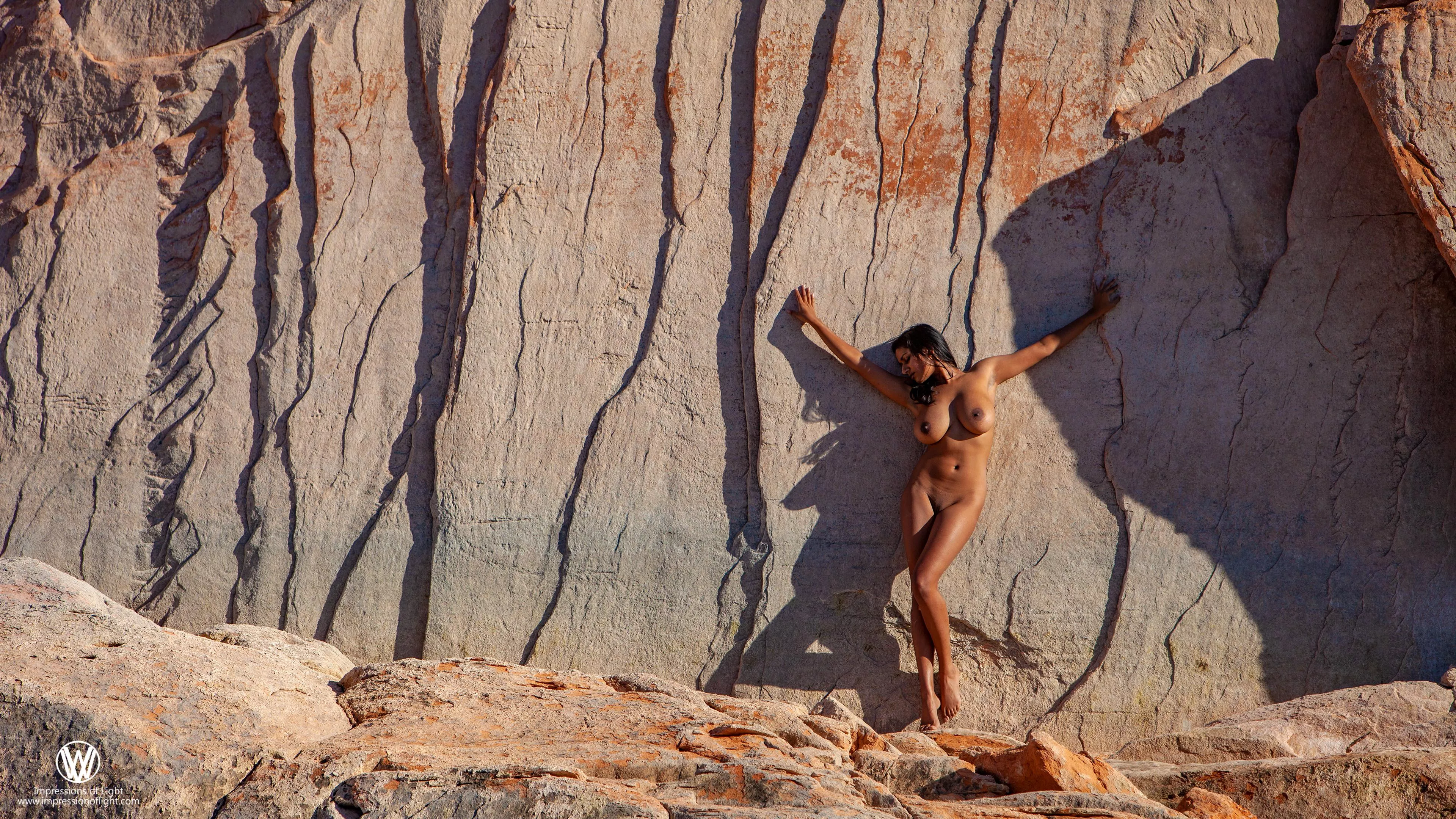 UHD Pic Zoom in For Better Experience ??