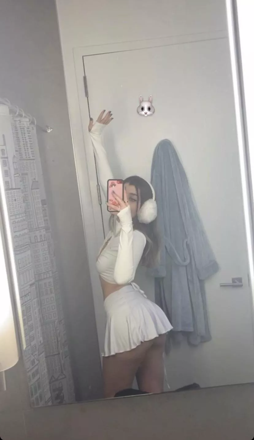 Uk girl Available all day to make you cum 😘😉