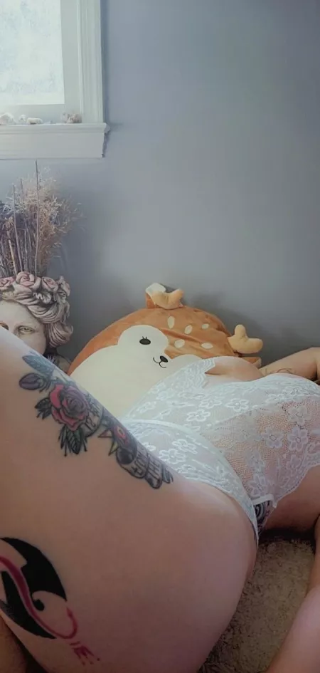 Undo the snaps for a little surprise 🥺