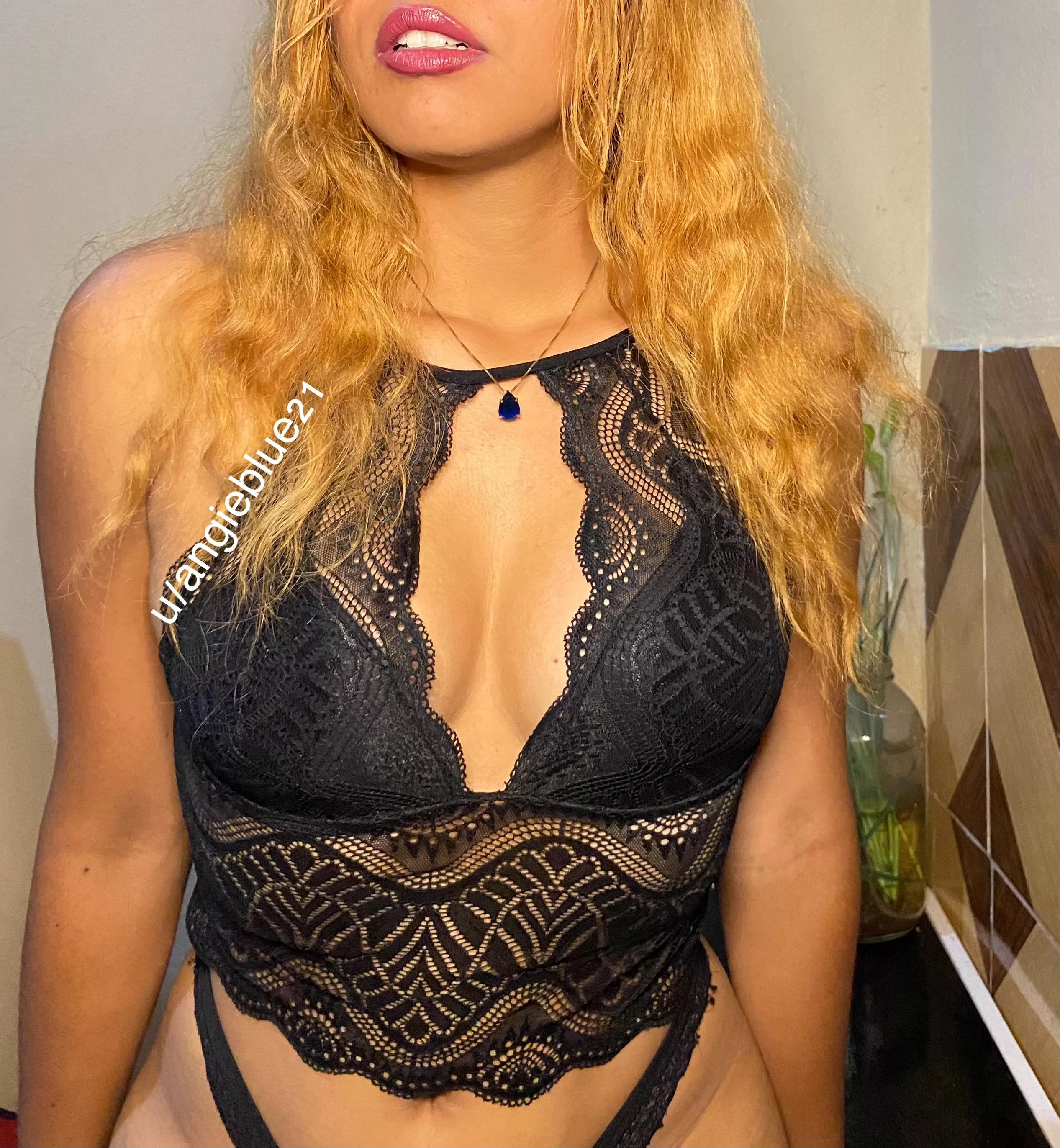 Undress me Undress me