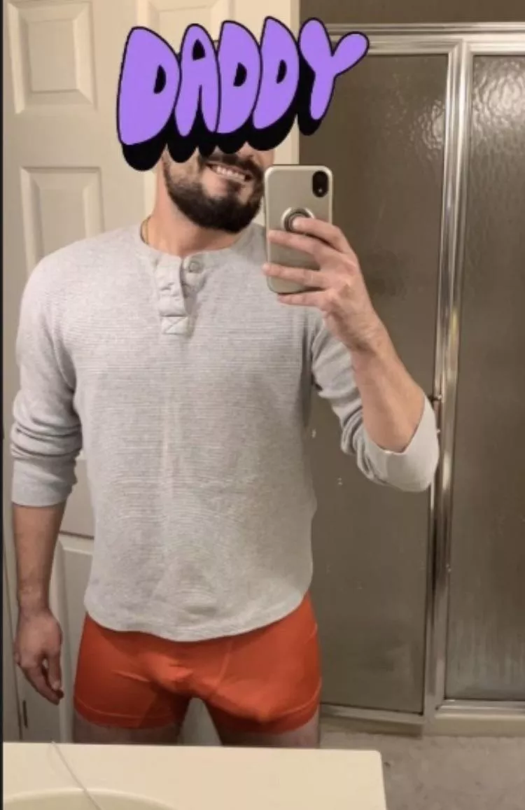 Up late hoping someone sees thisπ Up late hoping someone sees thisπ