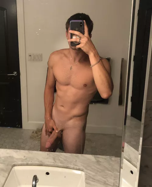 Upvote if you like cock 😜