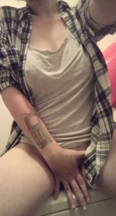 Upvote if you like my flannel π