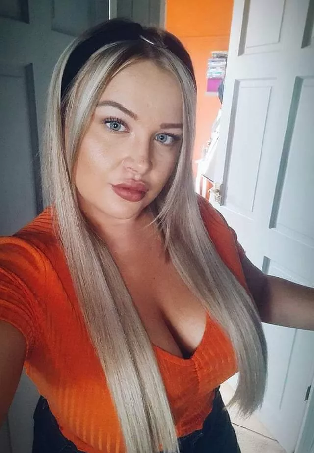 Upvote if you would fuck ky wife Upvote if you would fuck ky wife