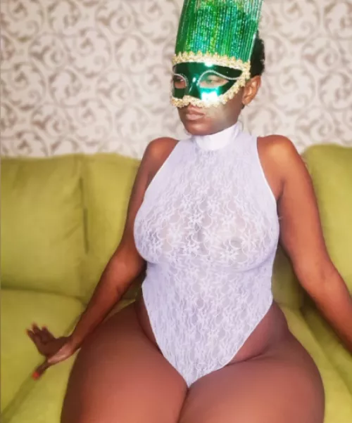 Upvote if youโd fuck me