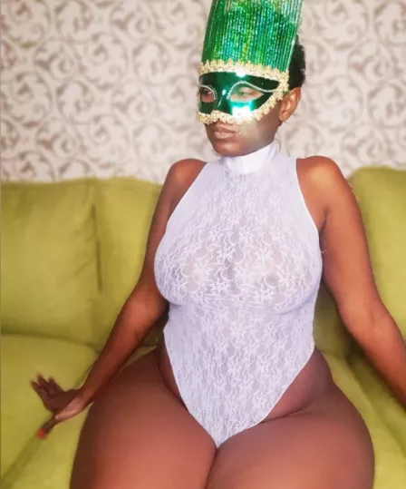 Upvote if youβd fuck me Upvote if youβd fuck me