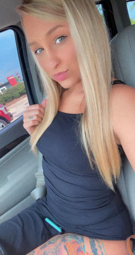 Upvote if youโd rail me ;) sc: madixxobackup ๐