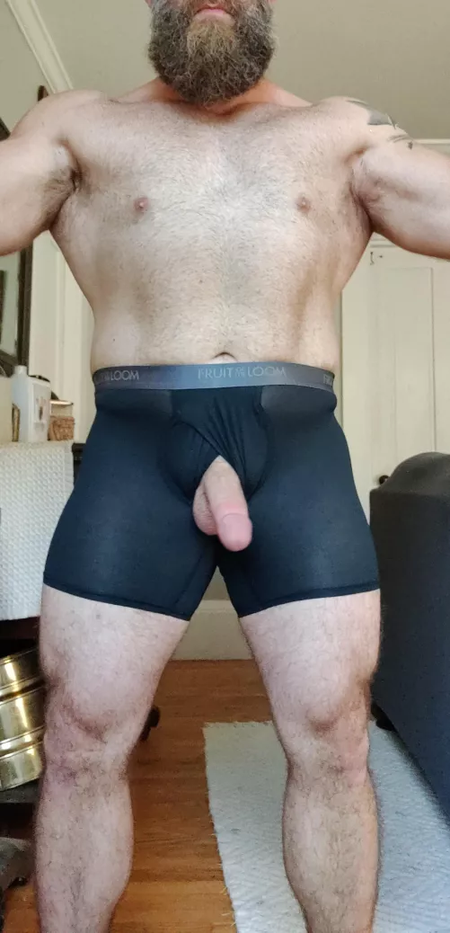 Used to be a very chubby bear, now more of a muscular bear. Little more cutting to do and I think I'll be where I want. π