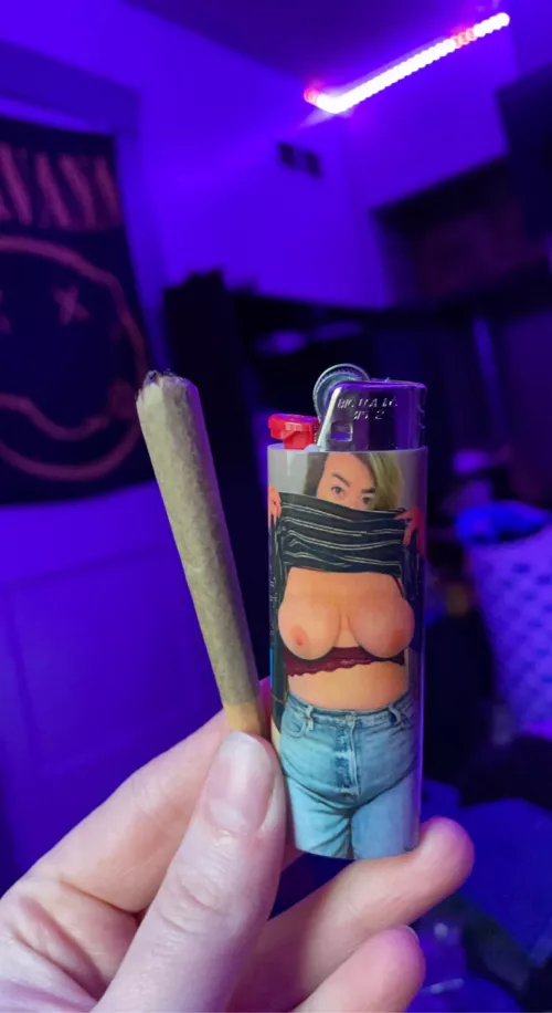 using a lighter with your own tits on it to light your joint just hits different πΆβπ«οΈ (21/f) using a lighter with your own tits on it to light your joint just hits different πΆβπ«οΈ (21/f)