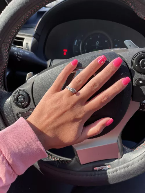 Valentineβs Day nails π
π