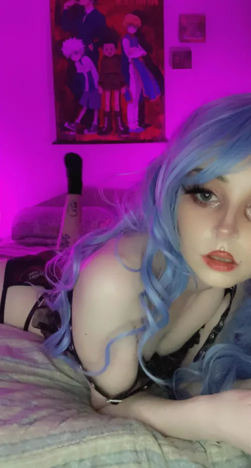 vampires will never hurt you 🧛🏻‍♀️