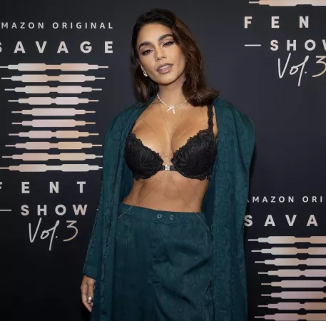 Vanessa Hudgens looking amazing as ever.. 🔥 Vanessa Hudgens looking amazing as ever.. 🔥