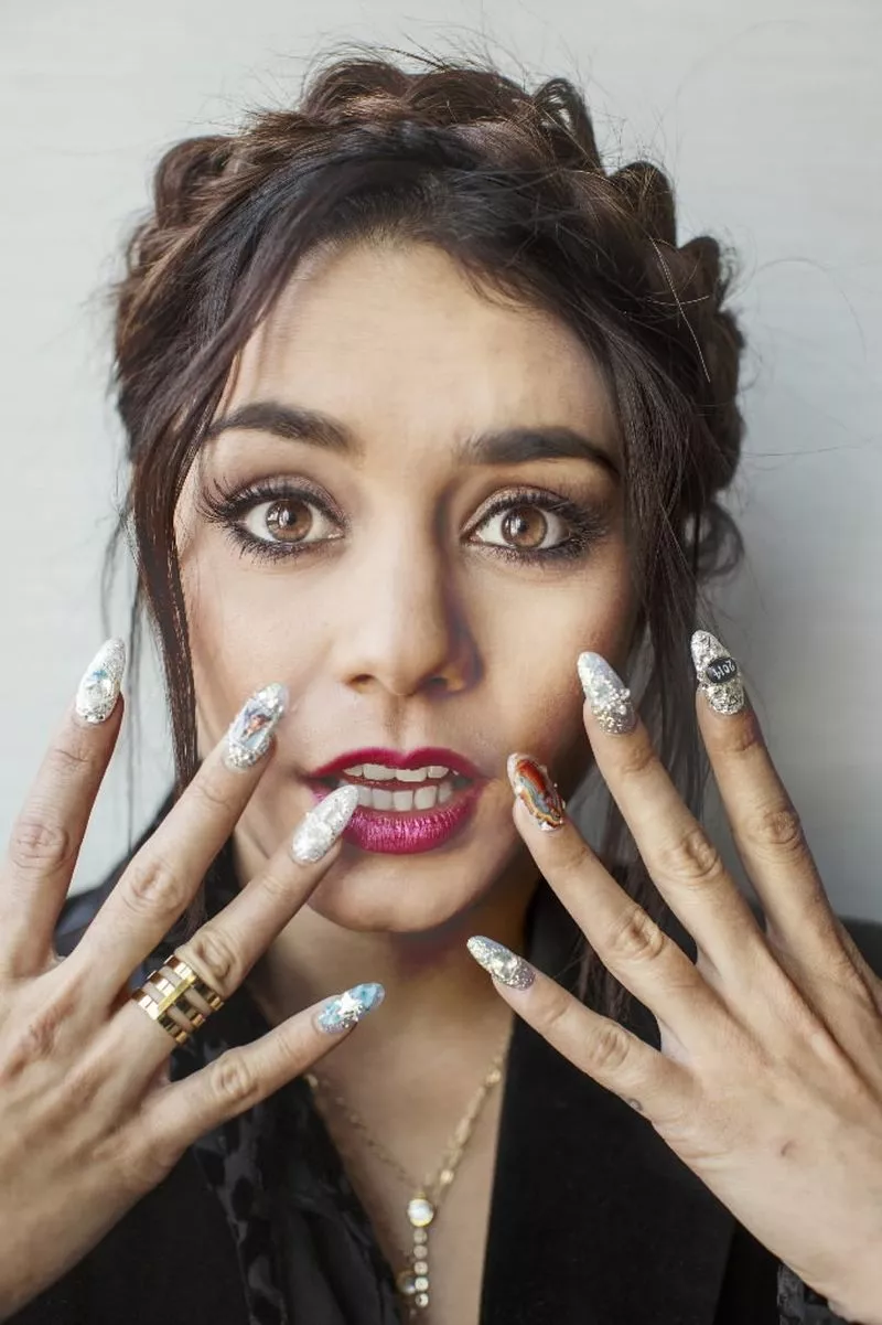 Vanessa Hudgens shows off her nails Vanessa Hudgens shows off her nails