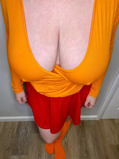 Velma is looking for some clues π Are you hiding any in your pants? π
