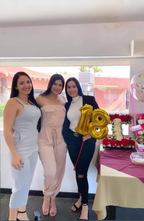 Venezuela Family🌸 Venezuela Family🌸
