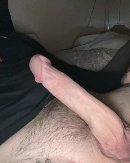 Verified. 35 M letโs play on Snap. Dm me
