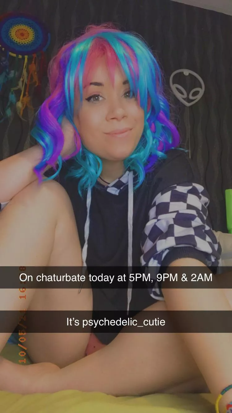 Verified, horny & waiting for you... Online @ 5PM, 9PM & 2AM UK time ? come chitchat & play with me. Stripping. Anal lover. Multiple orgasms. Feet. Dildos. Wand play.