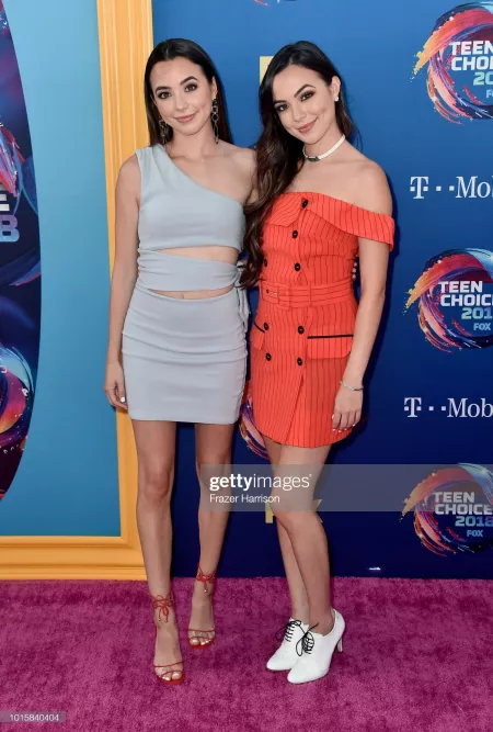 Veronica & Vanessa Merrell