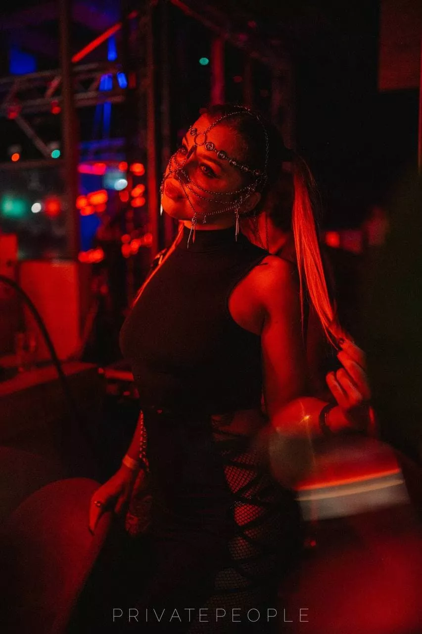 Very beautiful and sexy outfit, I think this color suits me, what do you think?