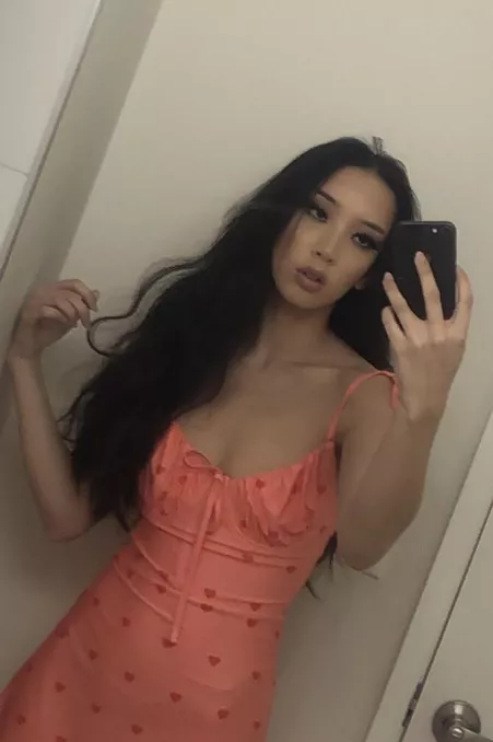 very serious face but i promise iβm so nice