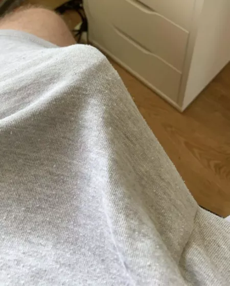 Visible contours of my cock 😘 Visible contours of my cock 😘