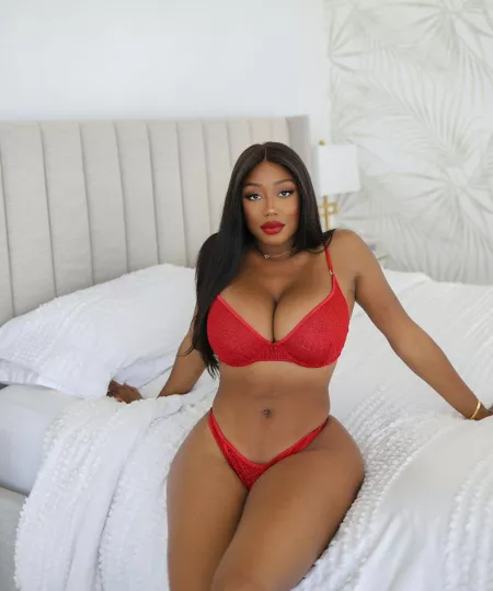 Vivi Panamera (@vivipanamera) [instagram]