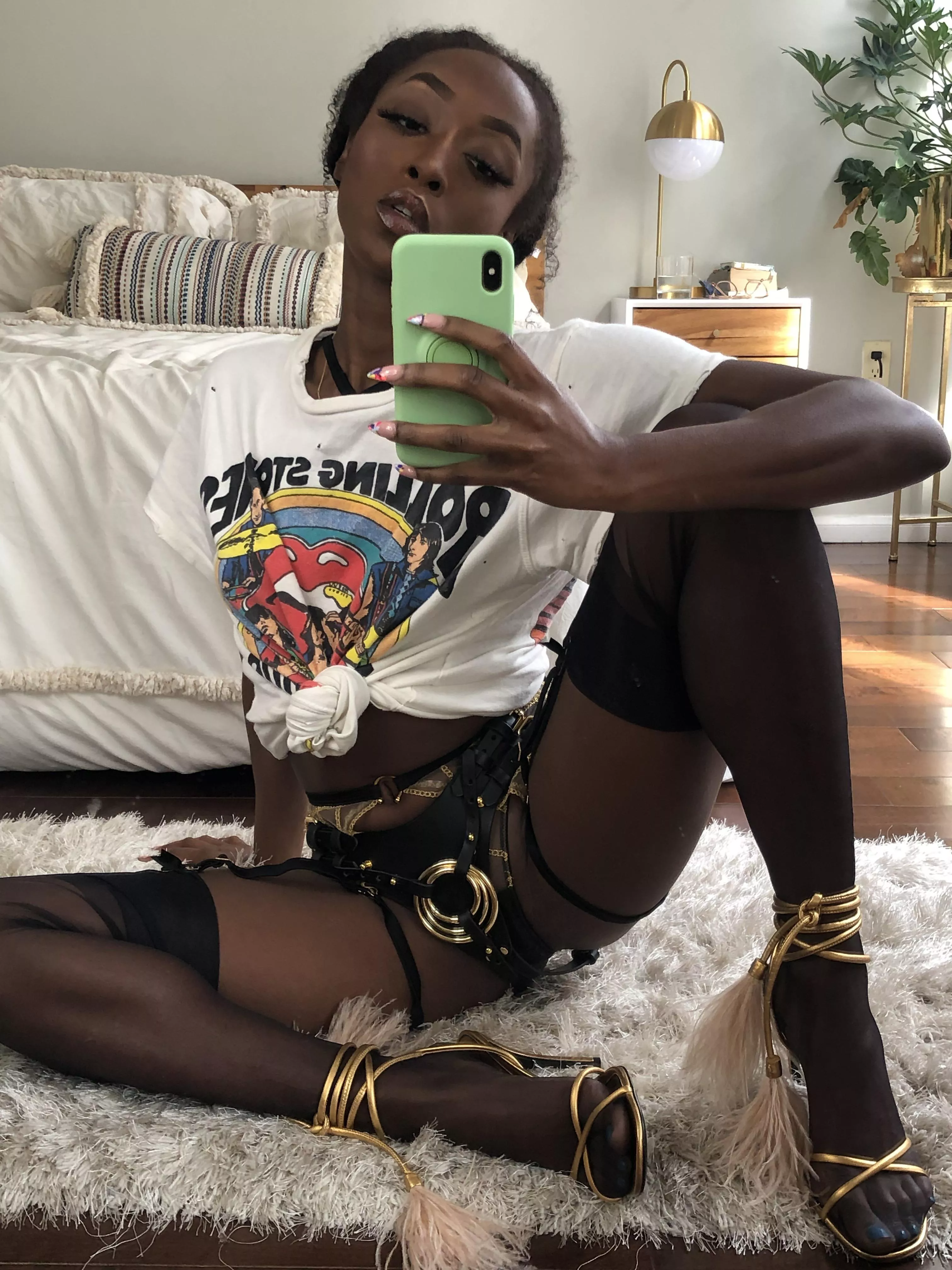 Wait till you see it with the strap 🍆💦