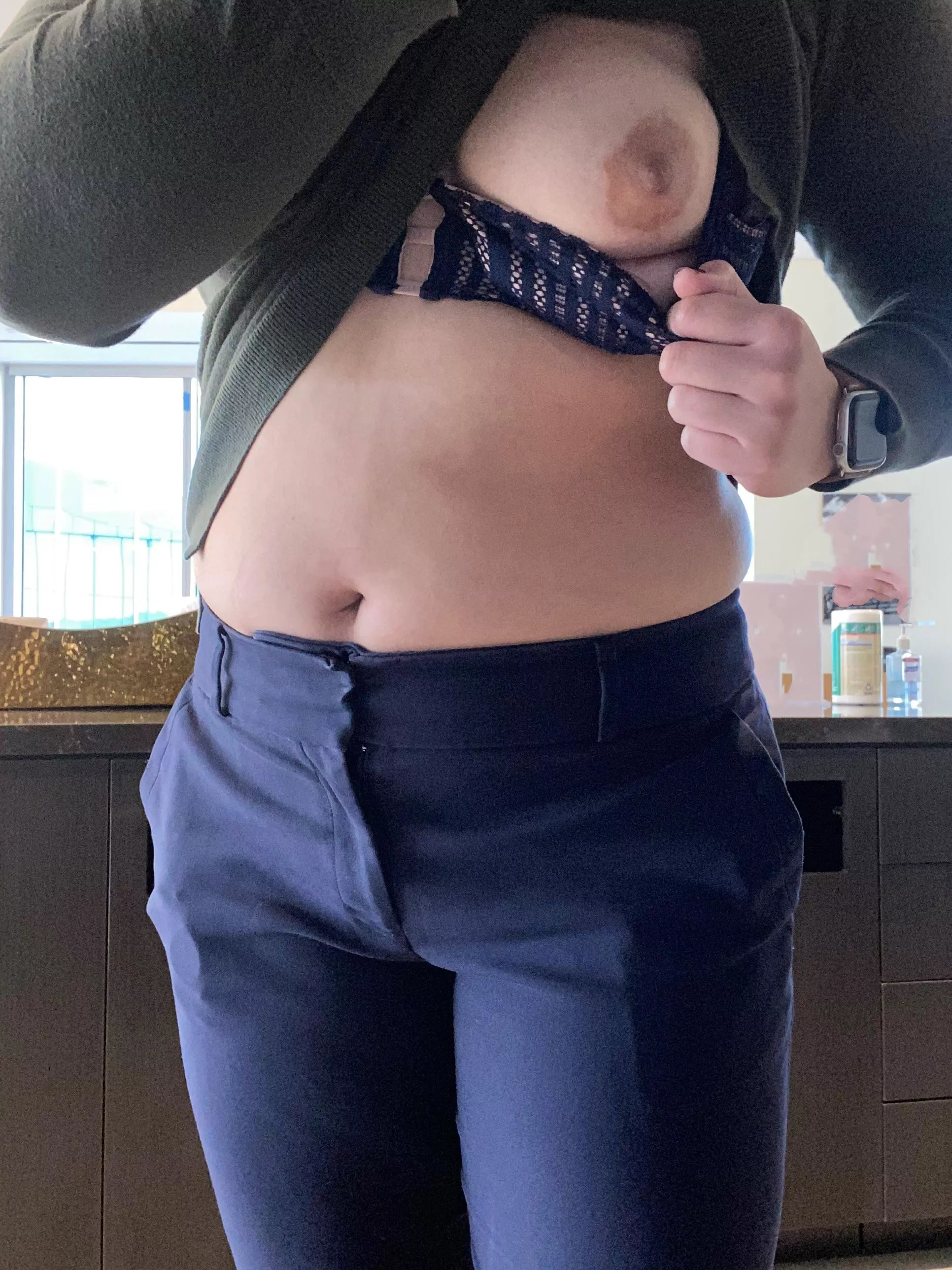 Waiting for my breakfast to heat up