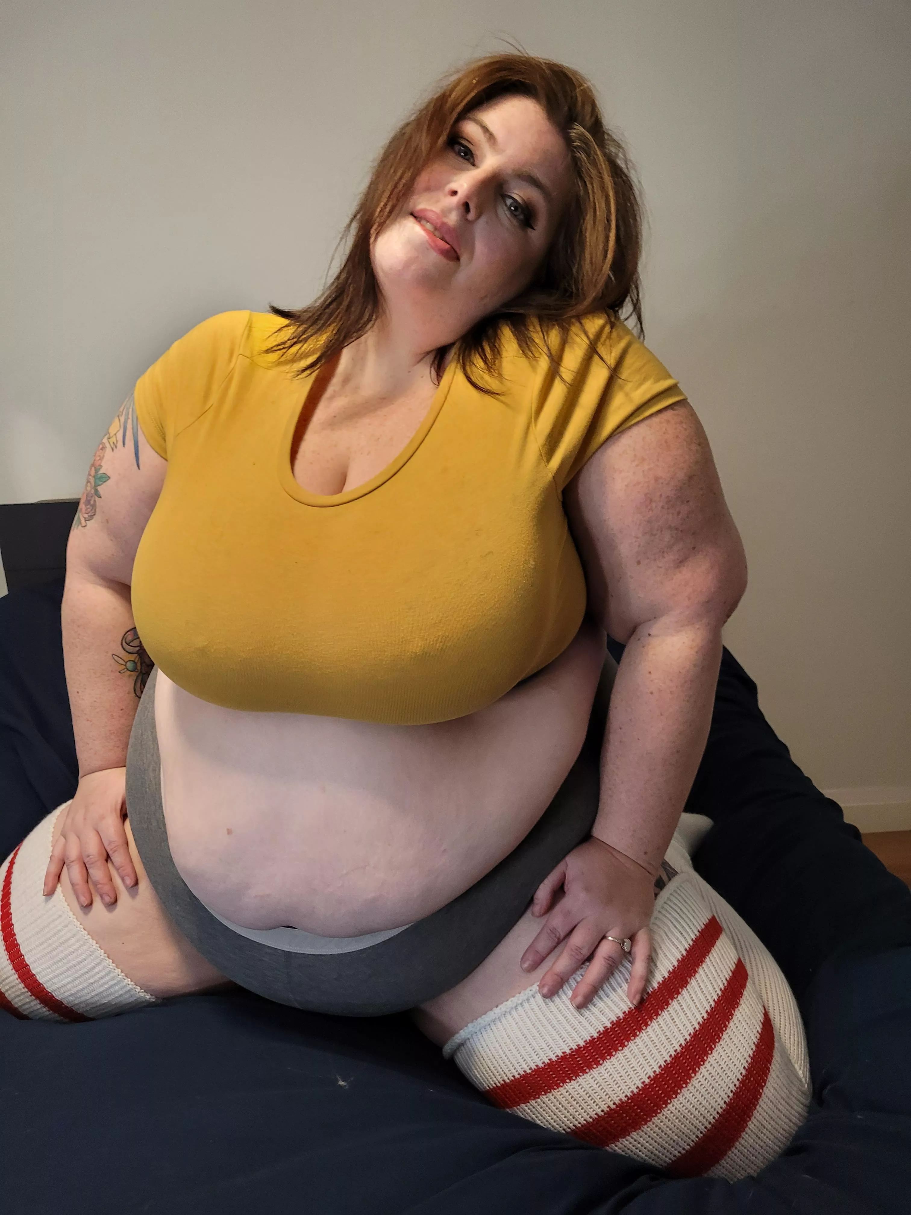 Waiting in bed for you ❤️❤️ Waiting in bed for you ❤️❤️