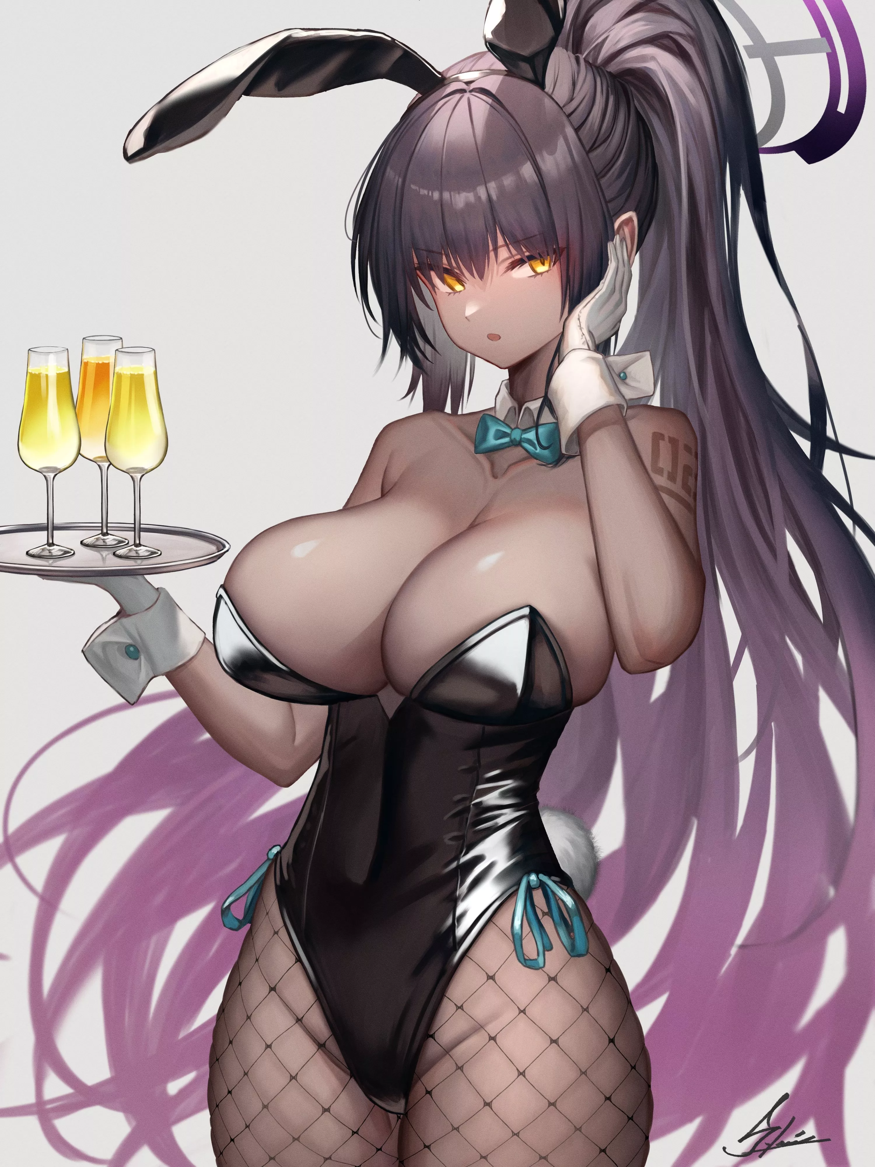 Waitress Bunny Karin Waitress Bunny Karin