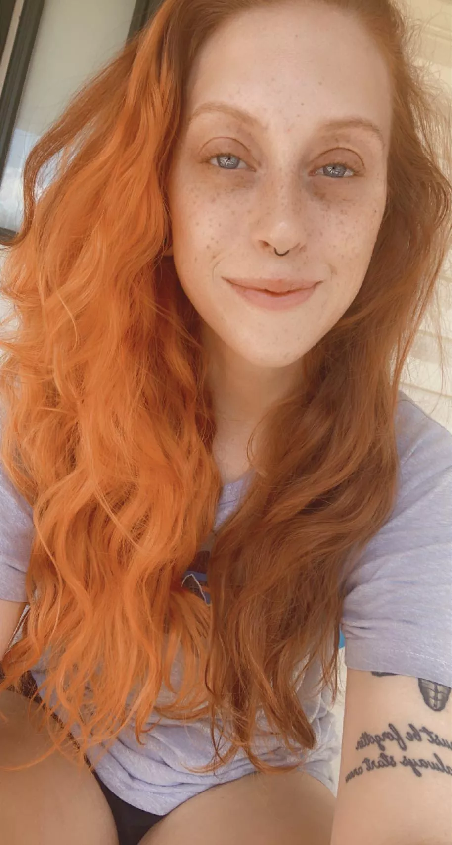 wakenbake & a serious case of bedhead 😜🥰 wakenbake & a serious case of bedhead 😜🥰