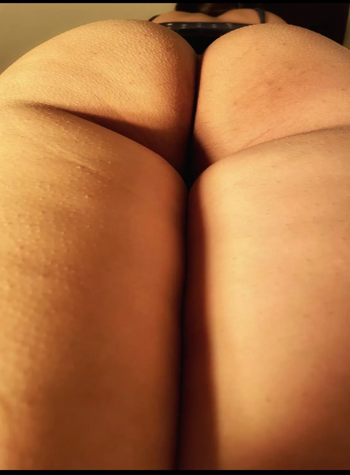 Walk into a room & see this [F]. WWYD? ;)