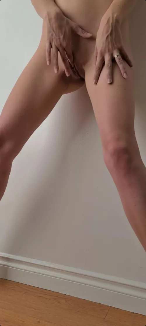 Wanna come over for drinks.. I'll serve you and hubby nude and put on a show ?