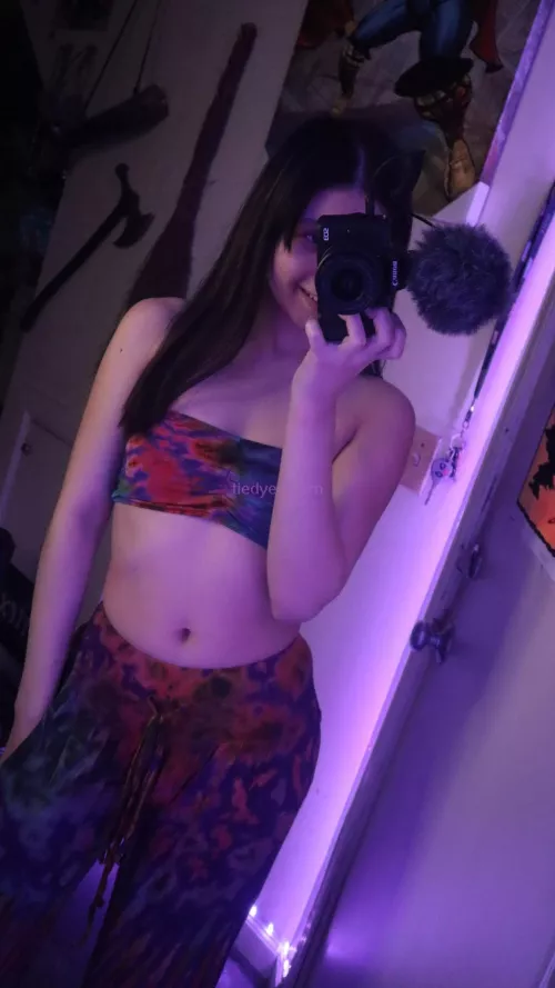 wanna cuddle an Asian girl? wanna cuddle an Asian girl?