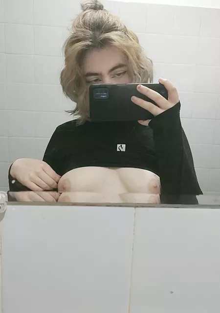 Wanna fuck a petite girl like me? Wanna fuck a petite girl like me?