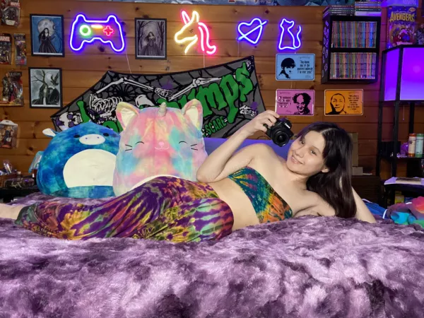 wanna fuck a tiny mixed Asian? wanna fuck a tiny mixed Asian?