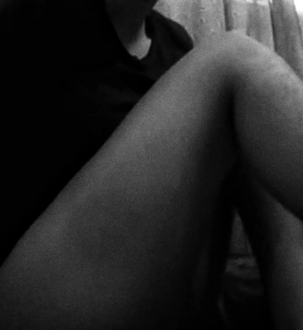 Wanna give a lick to my thighs? Wanna give a lick to my thighs?