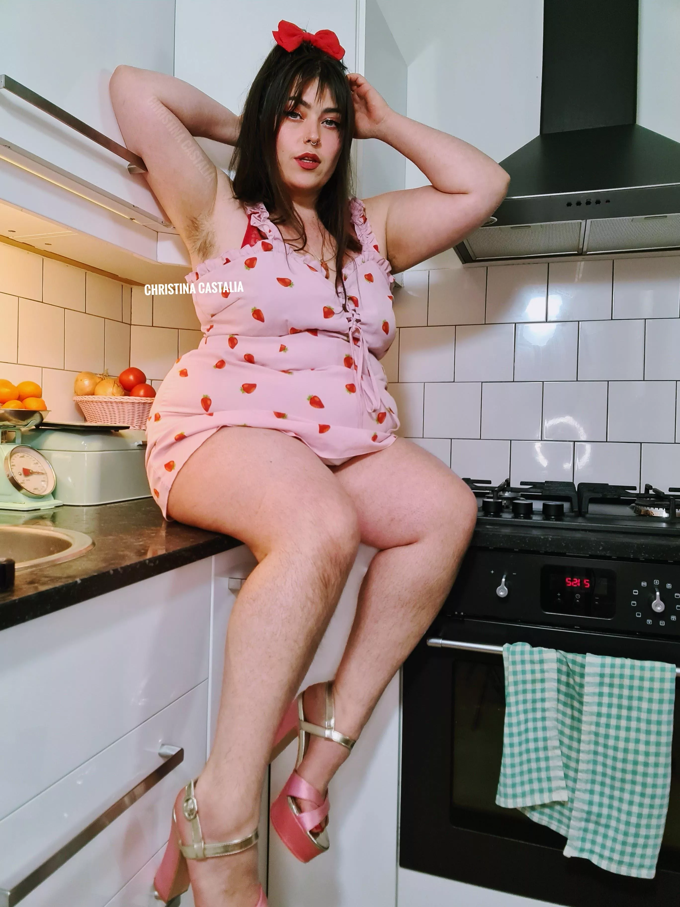 Wanna give em a sniff? ?